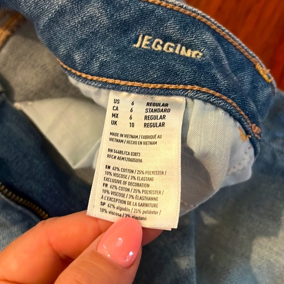 American Eagle Outfitters, size 6 - Picture 2 of 2